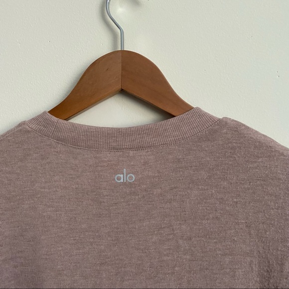 Alo Yoga || Glimpse Long Sleeve Top in Dust Plum Pink XS - Picture 4 of 7